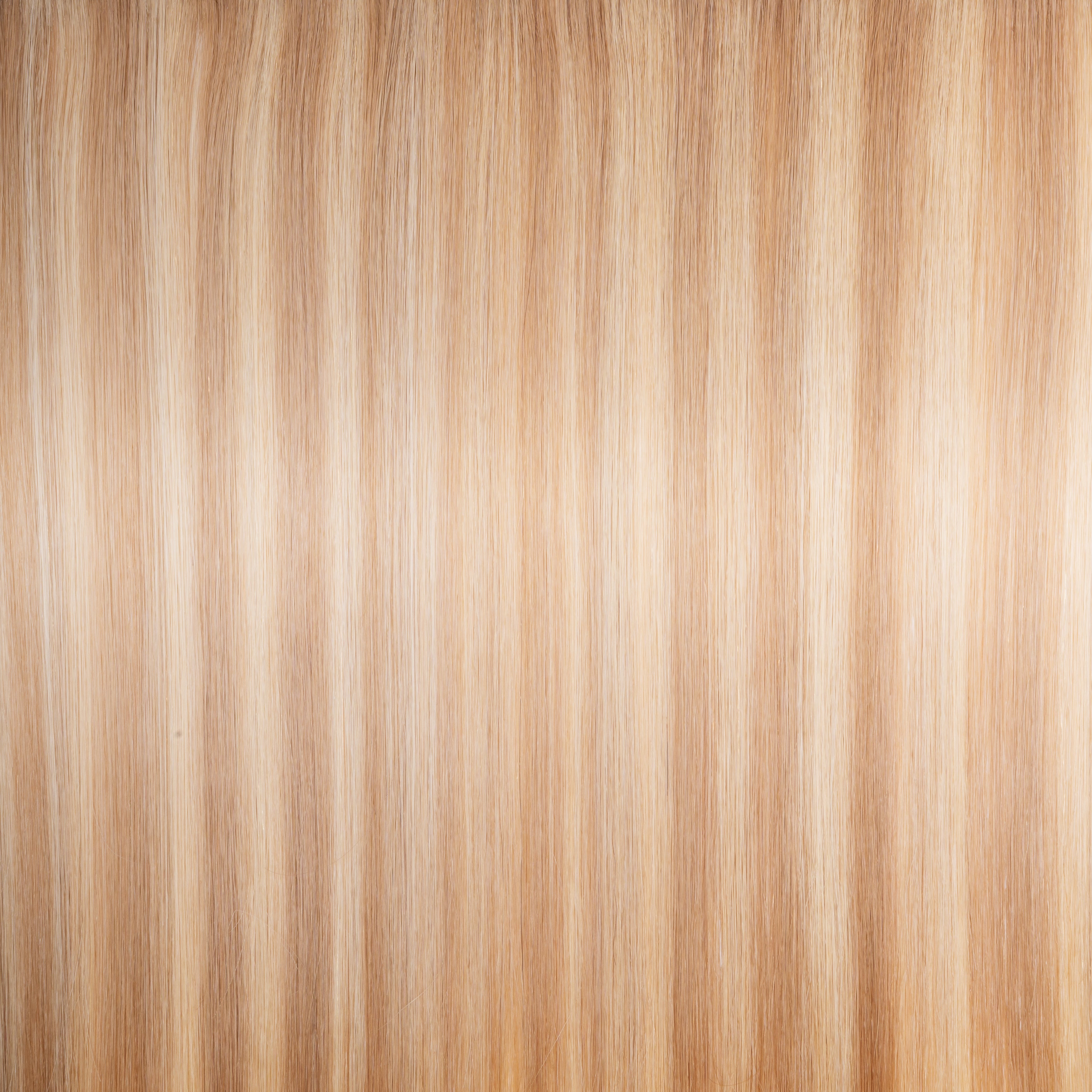18/22 Duo Tone Aura Hair Extension